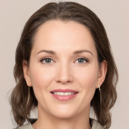 Nina D