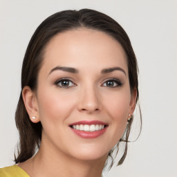 Isabelle F